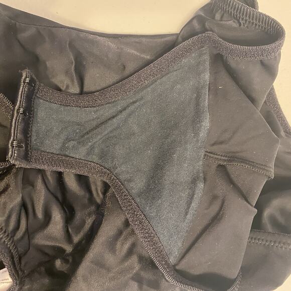 Flexees 36B Black Bra Shapewear Bodysuit Underwire Adjustable Straps Classic - Picture 5 of 11